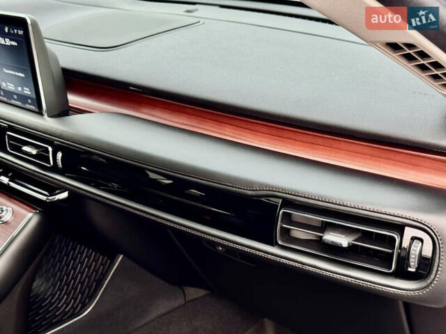 Сірий Лінкольн Авіатор, об'ємом двигуна 2.95 л та пробігом 35 тис. км за 52500 $, фото 63 на Automoto.ua