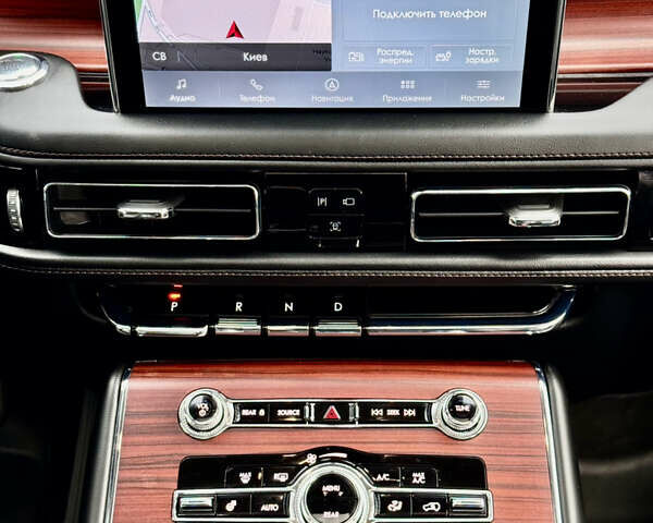 Сірий Лінкольн Авіатор, об'ємом двигуна 2.95 л та пробігом 35 тис. км за 52500 $, фото 47 на Automoto.ua