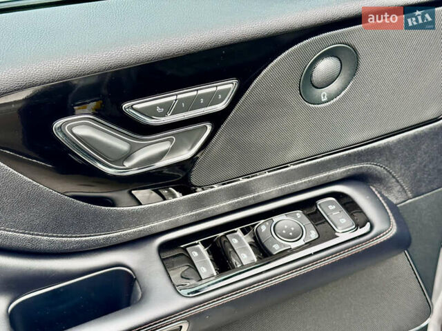 Сірий Лінкольн Авіатор, об'ємом двигуна 2.95 л та пробігом 35 тис. км за 52500 $, фото 33 на Automoto.ua