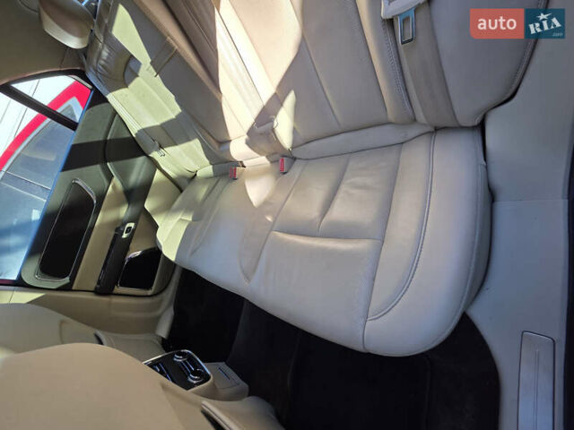 Белый Линкольн Континенталь, объемом двигателя 2.7 л и пробегом 105 тыс. км за 18000 $, фото 7 на Automoto.ua