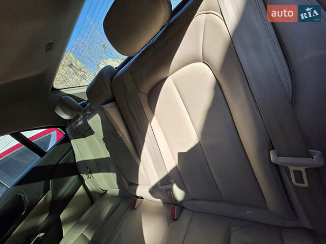 Белый Линкольн Континенталь, объемом двигателя 2.7 л и пробегом 105 тыс. км за 18000 $, фото 6 на Automoto.ua