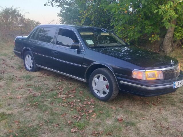 Чорний Лінкольн Континенталь, об'ємом двигуна 3 л та пробігом 2 тис. км за 10000 $, фото 6 на Automoto.ua