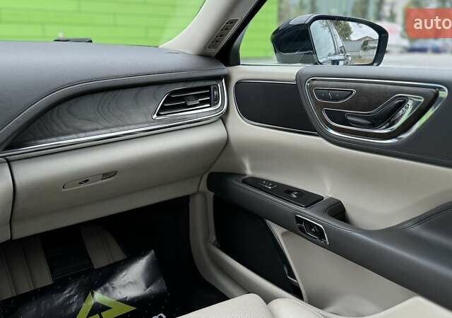 Линкольн Континенталь 2016 в Киеве на Automoto.ua Черный Линкольн Континенталь, объемом двигателя 2.69 л и пробегом 155 тыс. км за 18000 $, фото 26 на Automoto.ua