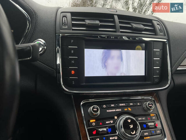 Линкольн Континенталь 2016 в Харькове на Automoto.ua Черный Линкольн Континенталь, объемом двигателя 3 л и пробегом 120 тыс. км за 20000 $, фото 18 на Automoto.ua