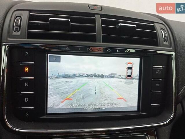 Чорний Лінкольн Континенталь, об'ємом двигуна 2.69 л та пробігом 59 тис. км за 17900 $, фото 12 на Automoto.ua