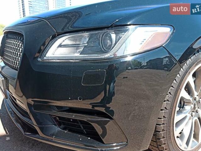 Чорний Лінкольн Континенталь, об'ємом двигуна 2.69 л та пробігом 59 тис. км за 17900 $, фото 5 на Automoto.ua