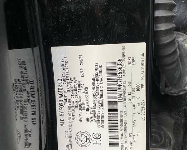 Черный Линкольн Континенталь, объемом двигателя 2.96 л и пробегом 79 тыс. км за 12800 $, фото 21 на Automoto.ua