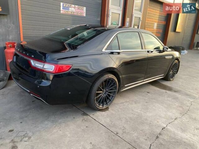 Черный Линкольн Континенталь, объемом двигателя 2.96 л и пробегом 79 тыс. км за 12800 $, фото 4 на Automoto.ua