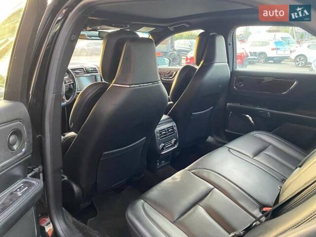 Черный Линкольн Континенталь, объемом двигателя 2.96 л и пробегом 79 тыс. км за 12800 $, фото 20 на Automoto.ua