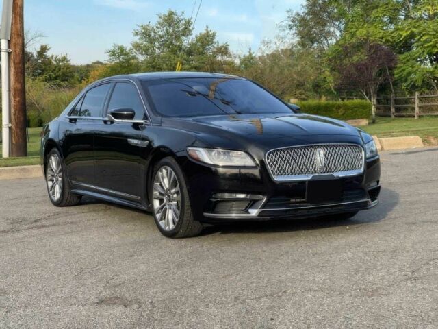 Черный Линкольн Континенталь, объемом двигателя 2.7 л и пробегом 42 тыс. км за 16200 $, фото 3 на Automoto.ua