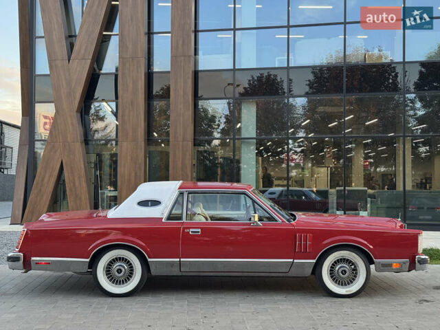 Червоний Лінкольн Континенталь, об'ємом двигуна 5.7 л та пробігом 129 тис. км за 97000 $, фото 20 на Automoto.ua