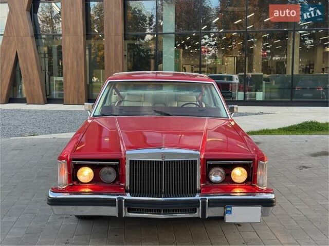 Червоний Лінкольн Континенталь, об'ємом двигуна 5.7 л та пробігом 129 тис. км за 97000 $, фото 22 на Automoto.ua