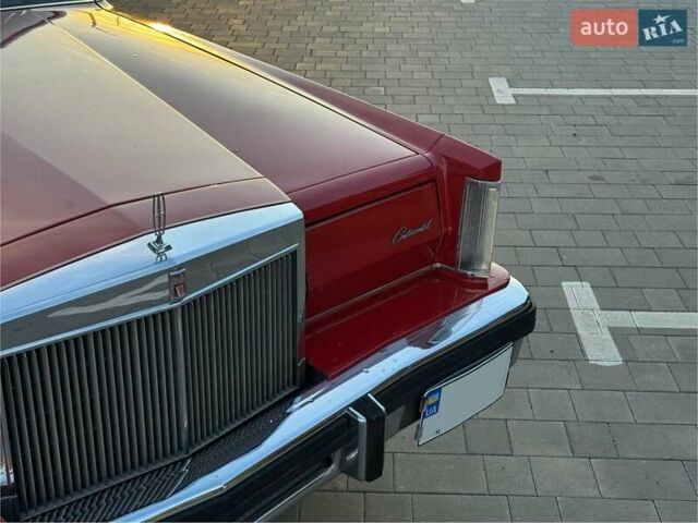 Червоний Лінкольн Континенталь, об'ємом двигуна 5.7 л та пробігом 129 тис. км за 97000 $, фото 23 на Automoto.ua