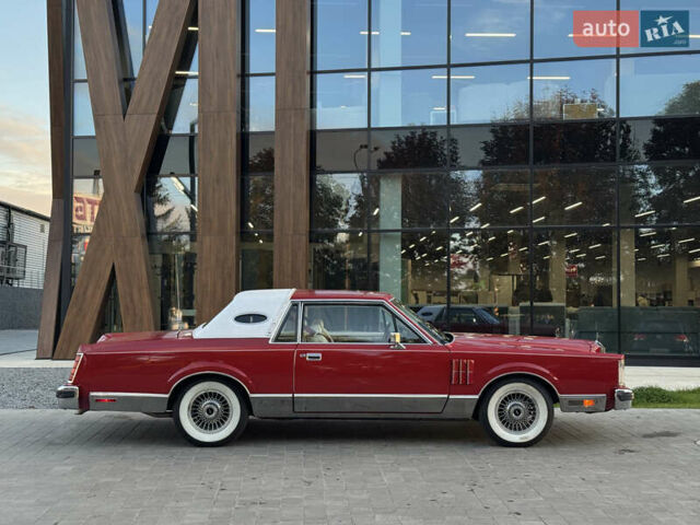 Червоний Лінкольн Континенталь, об'ємом двигуна 5.7 л та пробігом 129 тис. км за 97000 $, фото 19 на Automoto.ua