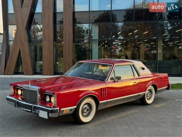 Червоний Лінкольн Континенталь, об'ємом двигуна 5.7 л та пробігом 129 тис. км за 97000 $, фото 1 на Automoto.ua