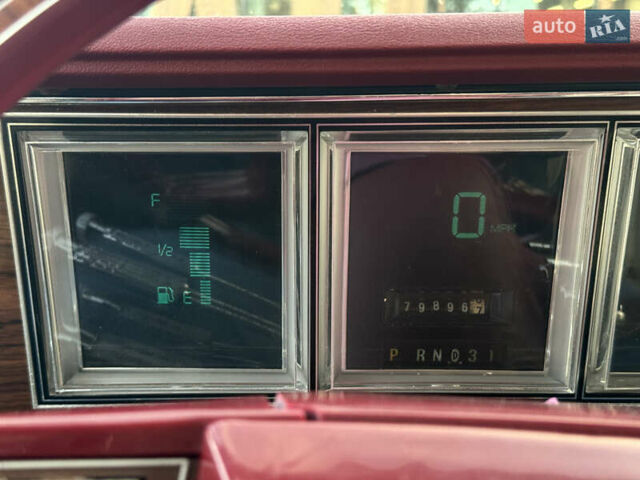 Червоний Лінкольн Континенталь, об'ємом двигуна 5.7 л та пробігом 129 тис. км за 97000 $, фото 37 на Automoto.ua