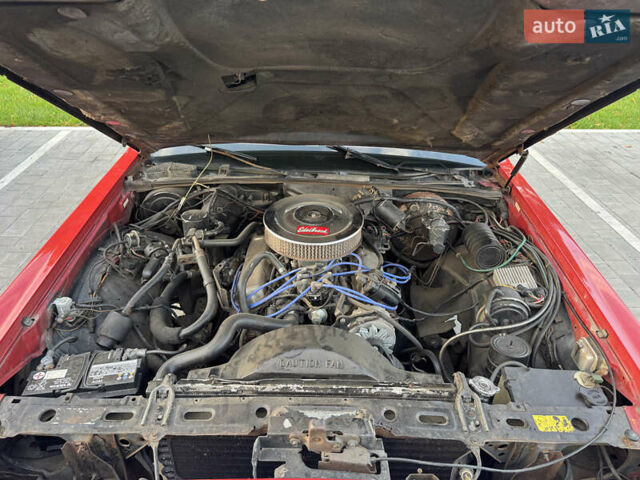 Червоний Лінкольн Континенталь, об'ємом двигуна 5.7 л та пробігом 129 тис. км за 97000 $, фото 51 на Automoto.ua