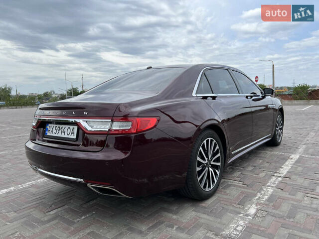 Красный Линкольн Континенталь, объемом двигателя 2.69 л и пробегом 69 тыс. км за 19400 $, фото 4 на Automoto.ua