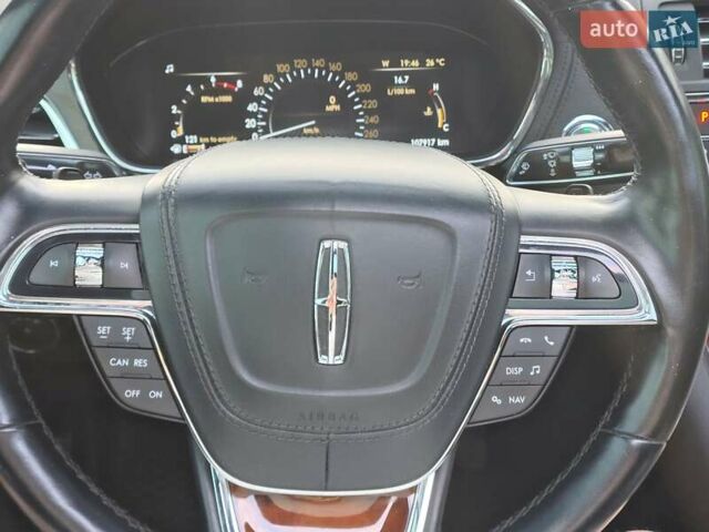 Червоний Лінкольн Континенталь, об'ємом двигуна 3.73 л та пробігом 108 тис. км за 17500 $, фото 21 на Automoto.ua