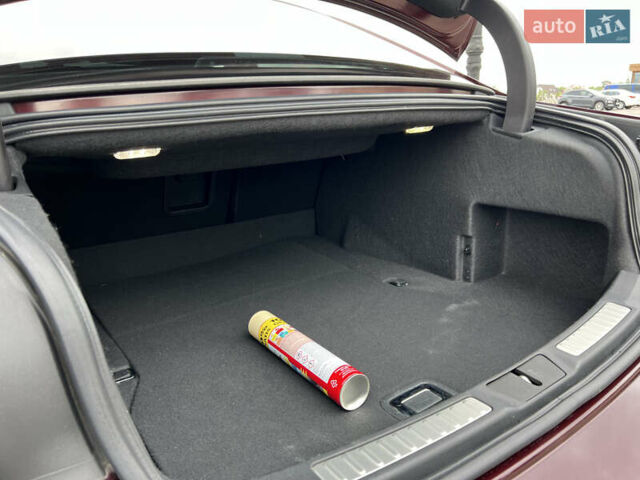 Красный Линкольн Континенталь, объемом двигателя 2.69 л и пробегом 69 тыс. км за 19400 $, фото 37 на Automoto.ua