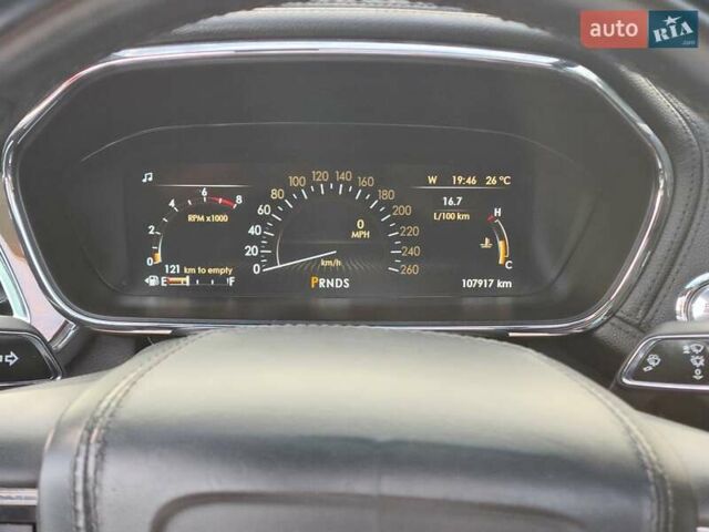 Червоний Лінкольн Континенталь, об'ємом двигуна 3.73 л та пробігом 108 тис. км за 17500 $, фото 22 на Automoto.ua