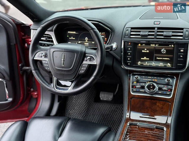 Красный Линкольн Континенталь, объемом двигателя 3.73 л и пробегом 110 тыс. км за 13300 $, фото 38 на Automoto.ua