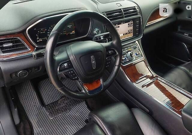 Линкольн Континенталь, объемом двигателя 3 л и пробегом 71 тыс. км за 22499 $, фото 11 на Automoto.ua