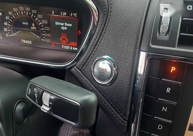 Линкольн Континенталь, объемом двигателя 3 л и пробегом 71 тыс. км за 22499 $, фото 18 на Automoto.ua