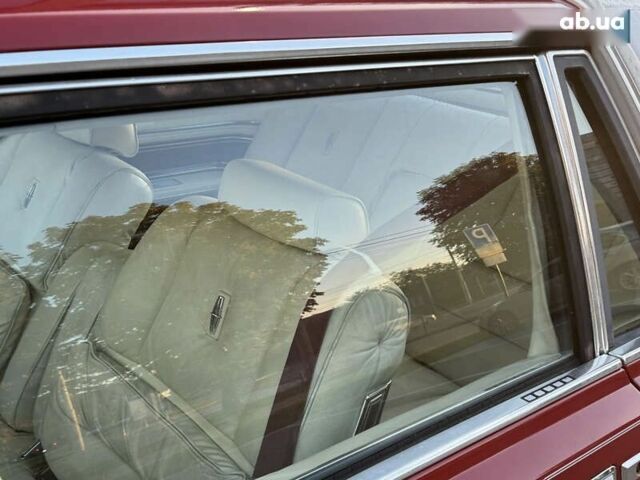 Линкольн Континенталь, объемом двигателя 5.7 л и пробегом 129 тыс. км за 97000 $, фото 8 на Automoto.ua