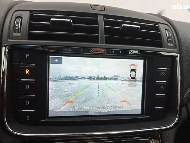 Линкольн Континенталь, объемом двигателя 2.7 л и пробегом 59 тыс. км за 17500 $, фото 12 на Automoto.ua