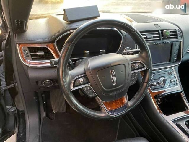 Линкольн Континенталь, объемом двигателя 3 л и пробегом 79 тыс. км за 12800 $, фото 14 на Automoto.ua