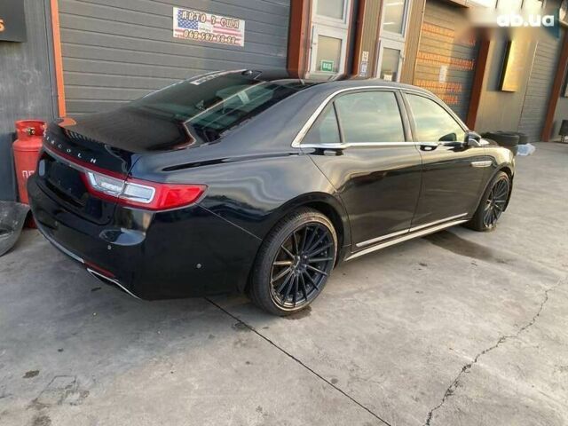 Линкольн Континенталь, объемом двигателя 3 л и пробегом 79 тыс. км за 12800 $, фото 4 на Automoto.ua