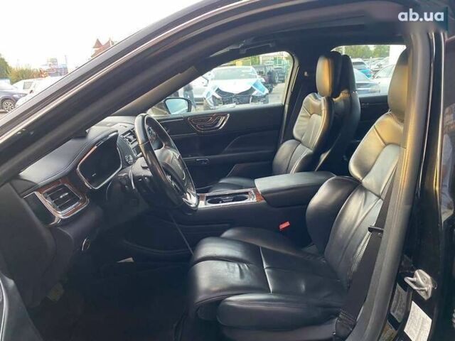 Линкольн Континенталь, объемом двигателя 3 л и пробегом 79 тыс. км за 12800 $, фото 12 на Automoto.ua