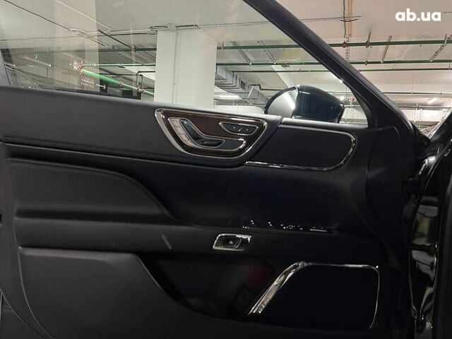 Лінкольн Континенталь, об'ємом двигуна 3.7 л та пробігом 93 тис. км за 20500 $, фото 26 на Automoto.ua