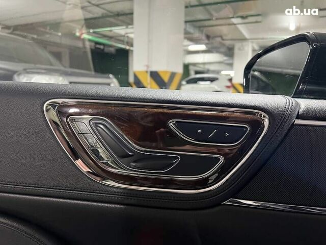 Лінкольн Континенталь, об'ємом двигуна 3.7 л та пробігом 93 тис. км за 20500 $, фото 27 на Automoto.ua