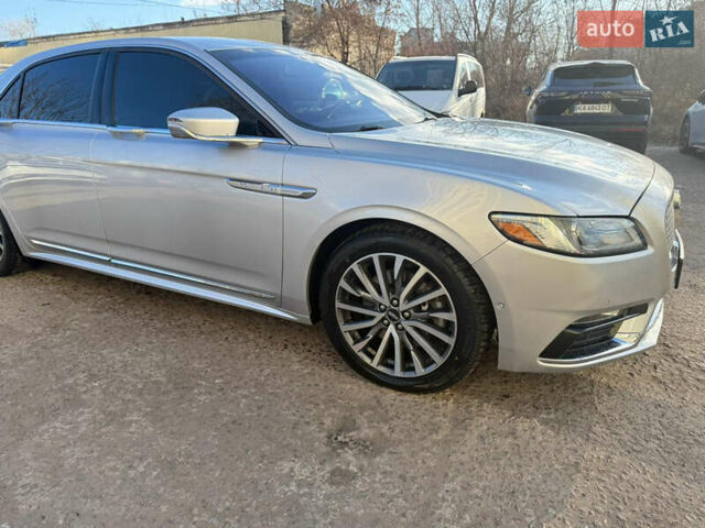 Сірий Лінкольн Континенталь, об'ємом двигуна 2.69 л та пробігом 136 тис. км за 16700 $, фото 9 на Automoto.ua