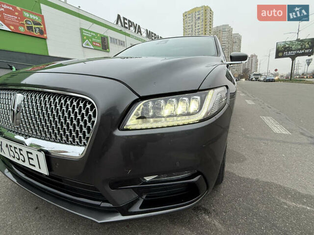 Серый Линкольн Континенталь, объемом двигателя 3.73 л и пробегом 82 тыс. км за 22000 $, фото 12 на Automoto.ua