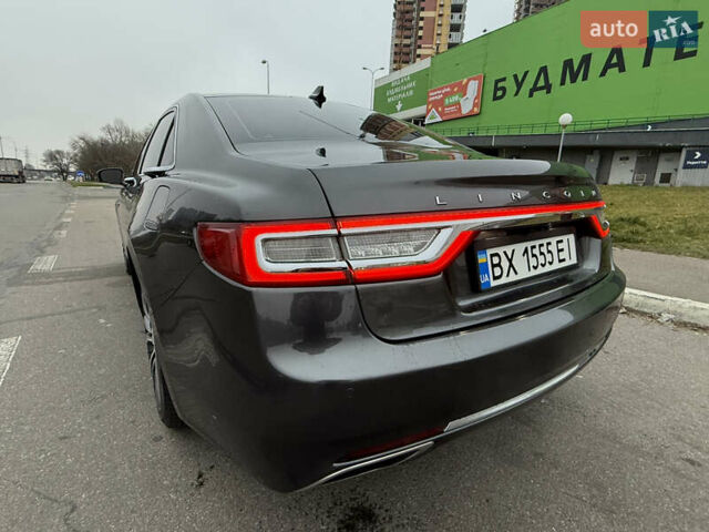 Серый Линкольн Континенталь, объемом двигателя 3.73 л и пробегом 82 тыс. км за 22000 $, фото 17 на Automoto.ua