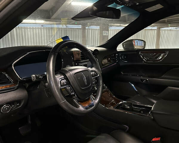 Сірий Лінкольн Континенталь, об'ємом двигуна 2.69 л та пробігом 115 тис. км за 21000 $, фото 39 на Automoto.ua