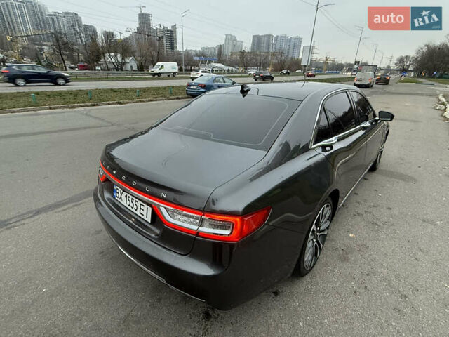 Серый Линкольн Континенталь, объемом двигателя 3.73 л и пробегом 82 тыс. км за 22000 $, фото 20 на Automoto.ua