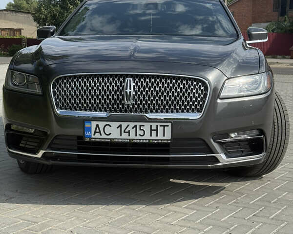 Серый Линкольн Континенталь, объемом двигателя 3.73 л и пробегом 52 тыс. км за 23000 $, фото 4 на Automoto.ua
