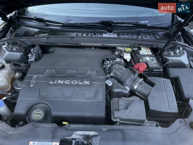Серый Линкольн Континенталь, объемом двигателя 3.73 л и пробегом 52 тыс. км за 23000 $, фото 5 на Automoto.ua