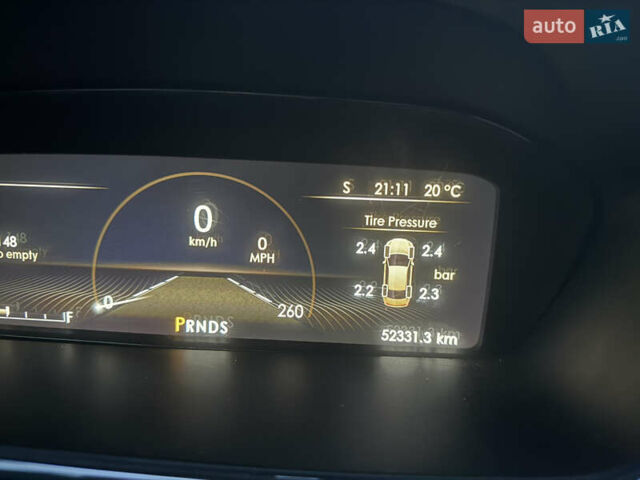 Серый Линкольн Континенталь, объемом двигателя 3.73 л и пробегом 52 тыс. км за 23000 $, фото 9 на Automoto.ua