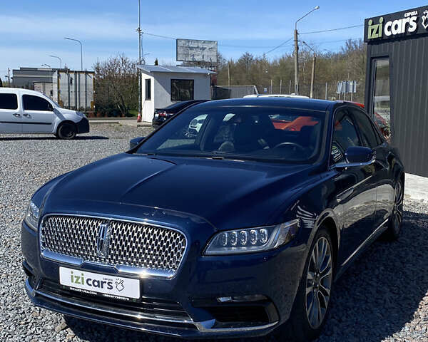 Синий Линкольн Континенталь, объемом двигателя 2.96 л и пробегом 67 тыс. км за 19900 $, фото 2 на Automoto.ua