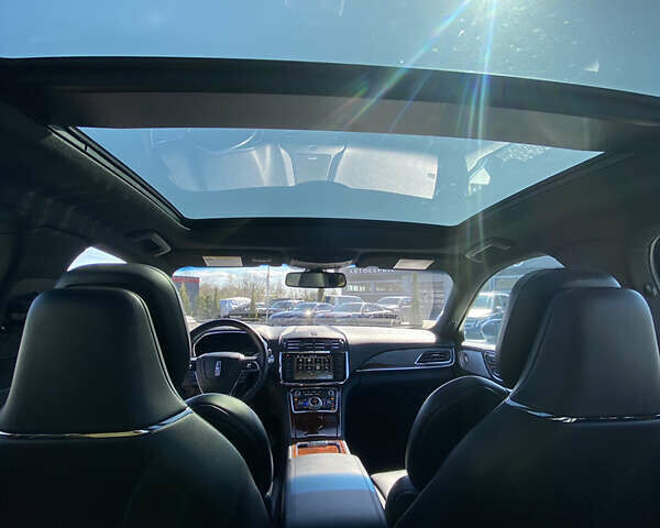 Синий Линкольн Континенталь, объемом двигателя 2.96 л и пробегом 67 тыс. км за 19900 $, фото 21 на Automoto.ua