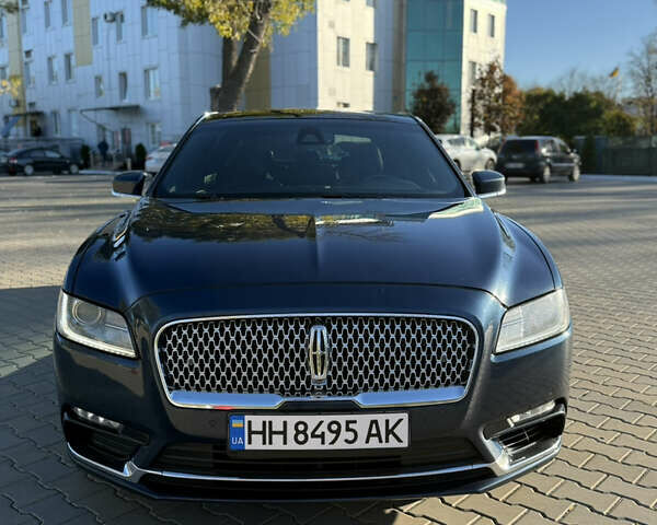 Синий Линкольн Континенталь, объемом двигателя 2.96 л и пробегом 108 тыс. км за 18500 $, фото 1 на Automoto.ua