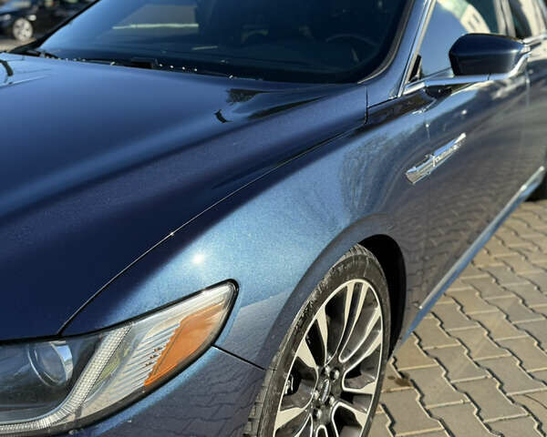 Синий Линкольн Континенталь, объемом двигателя 2.96 л и пробегом 108 тыс. км за 18500 $, фото 8 на Automoto.ua