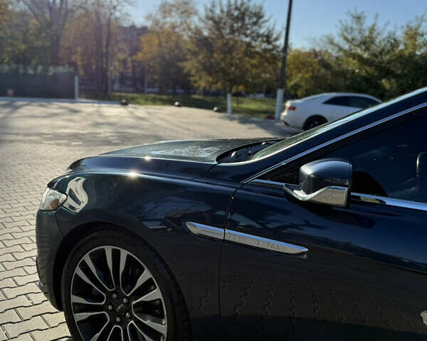 Синий Линкольн Континенталь, объемом двигателя 2.96 л и пробегом 108 тыс. км за 18500 $, фото 9 на Automoto.ua