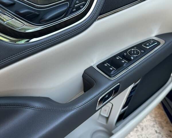 Синий Линкольн Континенталь, объемом двигателя 2.69 л и пробегом 73 тыс. км за 23000 $, фото 10 на Automoto.ua