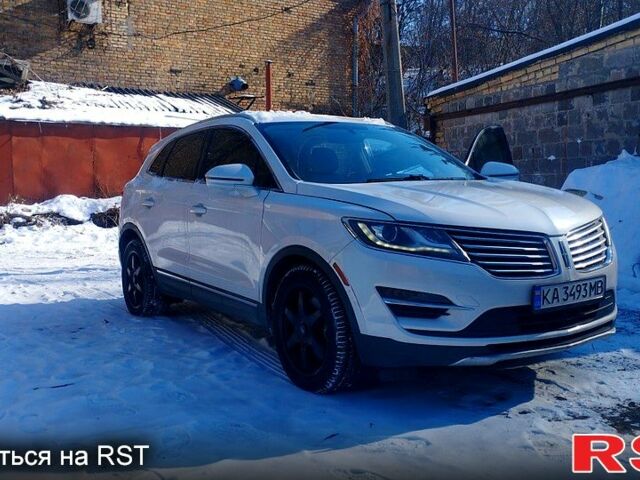 Белый Линкольн МКС, объемом двигателя 2 л и пробегом 129 тыс. км за 12499 $, фото 5 на Automoto.ua